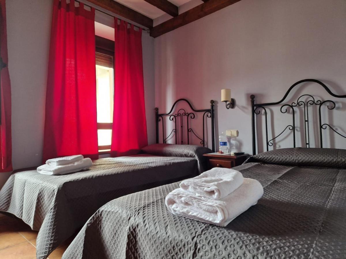 Hostal La Plata Oropesa del Mar Exterior foto